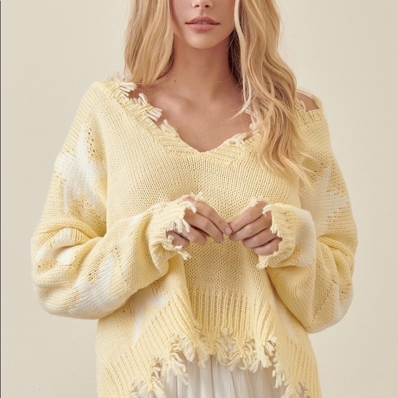 Distressed Star Knit Sweater - Picture 4 of 4